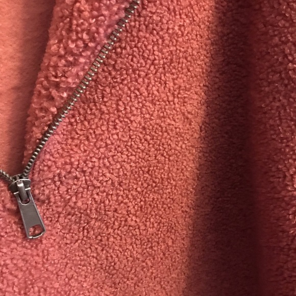 Pink fleece cropped sweatshirt from Loft - Picture 7 of 7